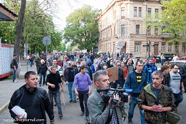 столкновения в одессе-104