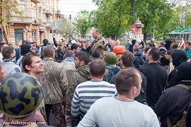 столкновения в одессе-105