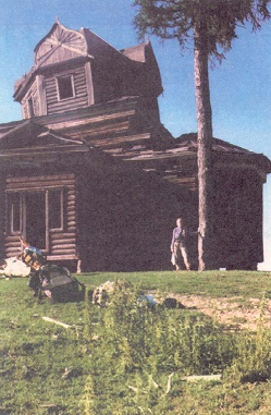 Фото. Разрушенное Капище Сварога. Омская обл. 1999г.