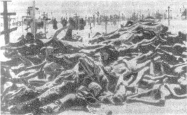 Lazar Kaganovich - Victims of the famine in the Ukraine in 1933.